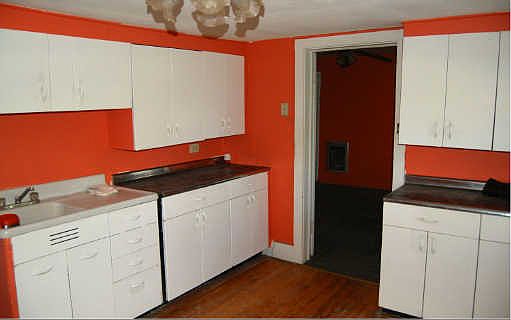 3rd image of 120 Guinn St
