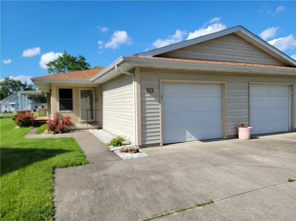 406 W Saint Louis Ave #B, Effingham, IL 62401