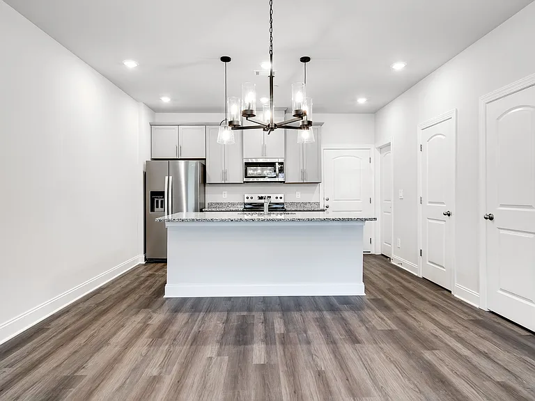 204 Douglas Bend Rd — Photo 22