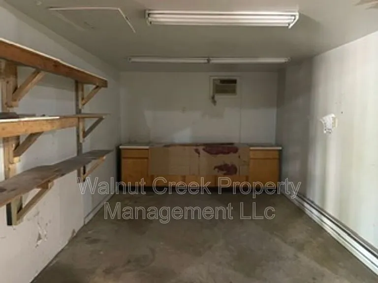 6015 Lake Ave #SUTTON STATION FORMA — Photo 12
