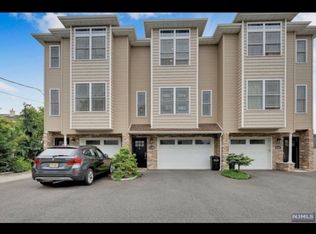 33 Stuyvesant Ave Unit B, Lyndhurst, NJ 07071