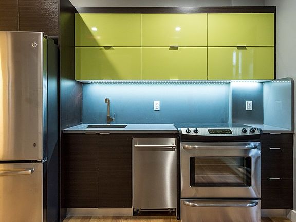 3rd image of 368 Throop Ave #1E