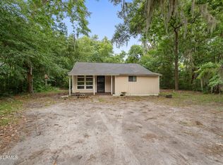 1910 Battery Park Dr, Pt Royal, SC 29935