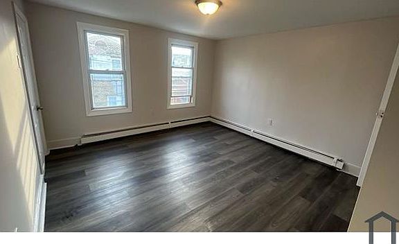 5th image of 10 Belgium St Floor 1