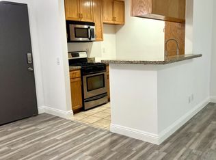 8735 Variel Ave, Canoga Park, CA 91304