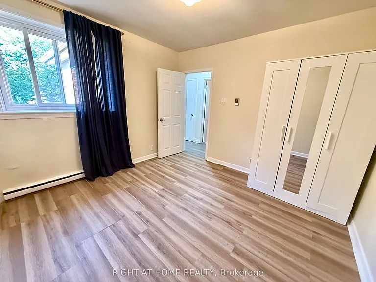538 Merton St #2 — Photo 6