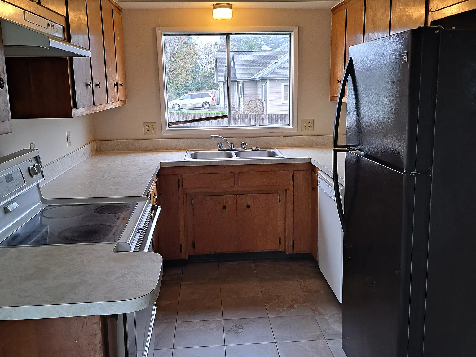 2 bed, $1,250 — Photo 2