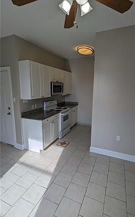 4th image of 3839 Ulloa St APT K