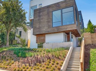 227 27th Ave E UNIT A, Seattle, WA 98112