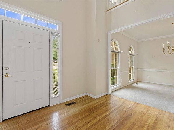 4th image of 7326 Wood Hollow Way