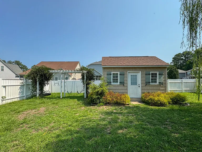 2900 Blackwater Ct — Photo 27