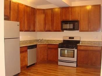 1st image of 1200 W Pratt Blvd APT 302