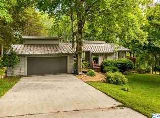 204 Bel Air Rd SE, Huntsville, AL 35802