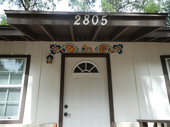 5th image of 2805 Southwood Dr