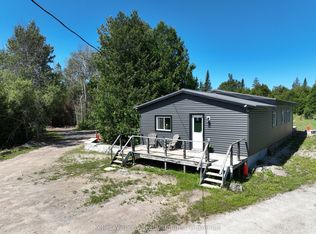 23 Stokes Bay Rd, Northern Bruce Peninsula, ON N0H1W0