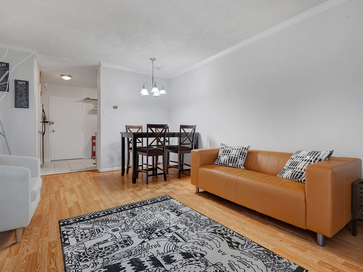 1 bed, 585 sqft, $1,795 — Photo 3