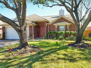 9710 Chiselhurst Dr, Houston, TX 77065