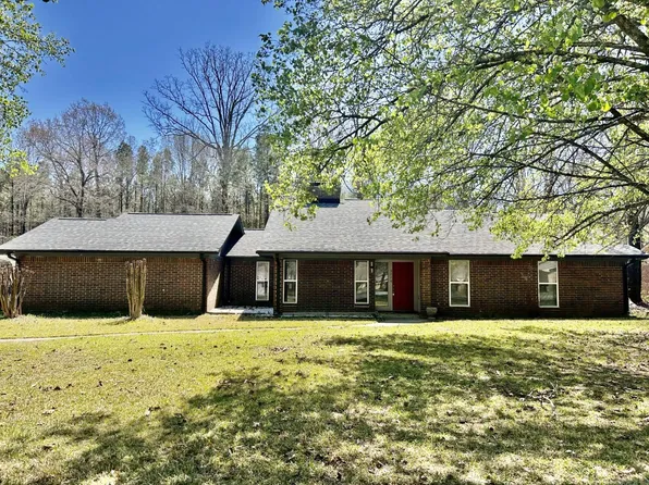 3114 Bugle Dr, Pine Bluff, AR 71603