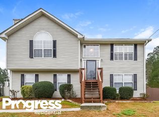 459 Pecan Wood Cir, Fairburn, GA 30213