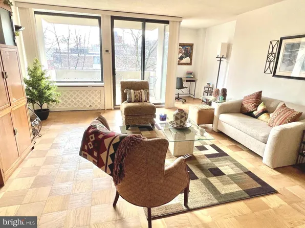 1245 4th St SW #E207, Washington, DC 20024