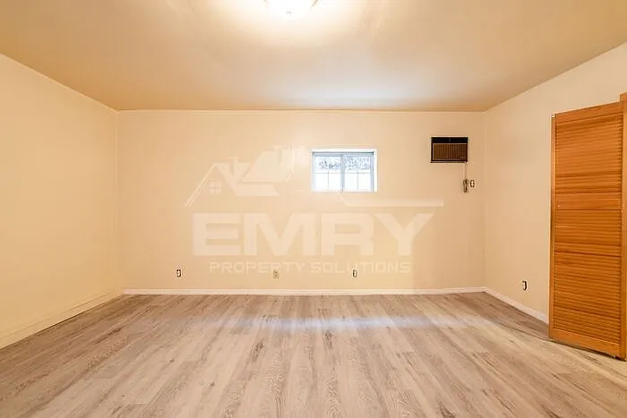 1125 S Evergreen Ave — Photo 12