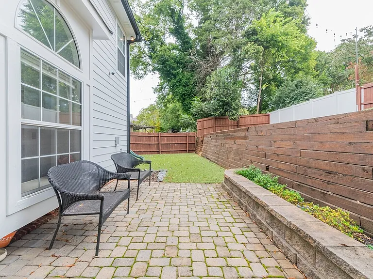 3516 Mill Stream Ct — Photo 9