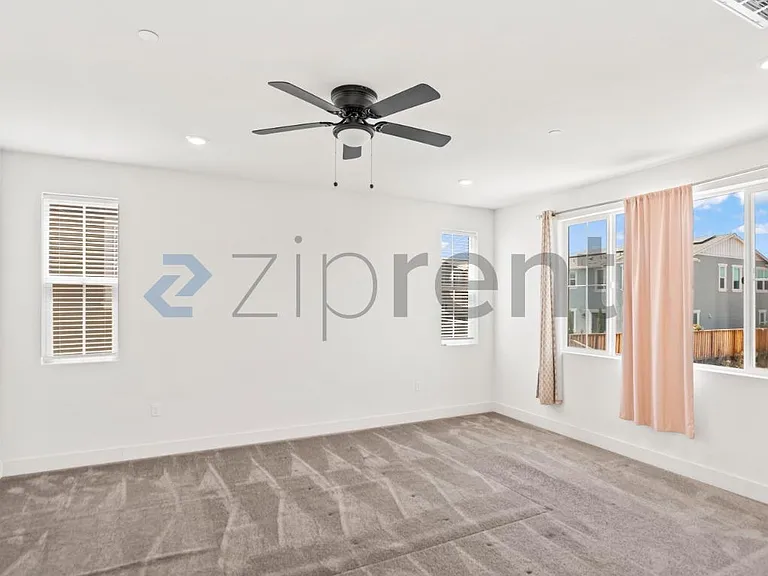 5545 Oberon Ave — Photo 18