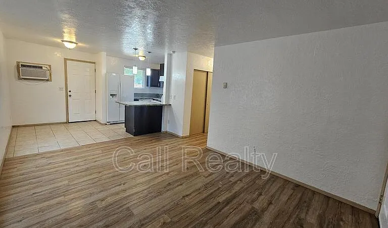3001 E 4th Ave — Photo 3