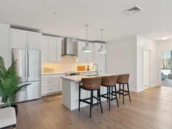 1 Wyeth Way #506, Falmouth, ME 04105