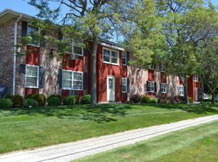 808 E Cedar Ave #1709, Manitowoc, WI 54220