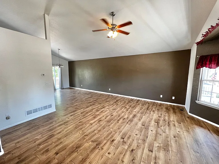 2039 Sandhill Crane Cir — Photo 2