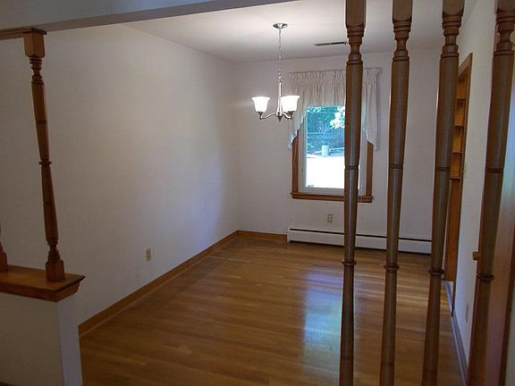 5th image of 1511 Kathryn Ln