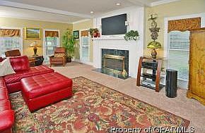 3rd image of 1388 Doris Cir