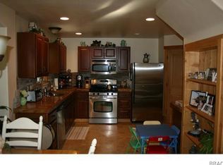 198 Ponderosa Peak Rd, Lake Arrowhead, CA 92352