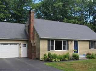 19 Twin Island Dr, Biddeford, ME 04005