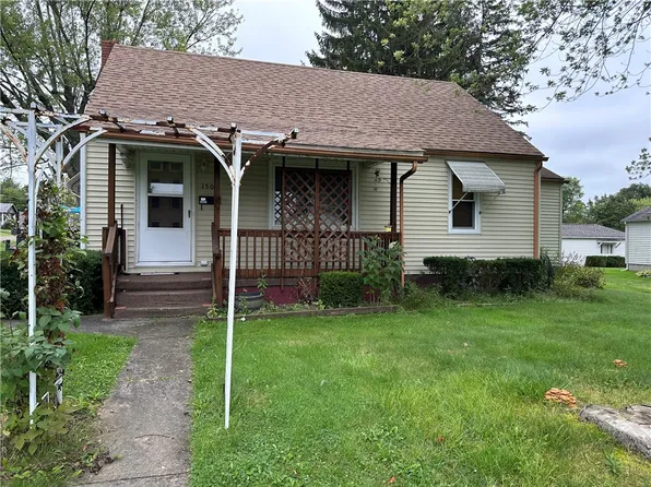 1502 N Beaver St, New Castle, PA 16105