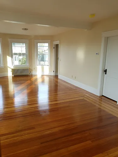 7 Middle St Photo 1