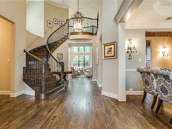 4th image of 112 Bordeaux Ct