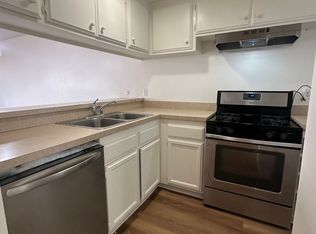 Seahorse 2582-2584, Ventura, CA 93001