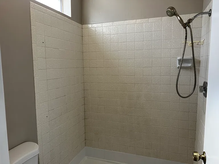 3424 W Aire Libre Ave — Photo 3