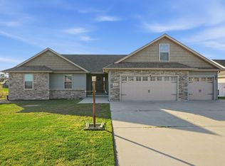 1910 Holly St SE, Demotte, IN 46310