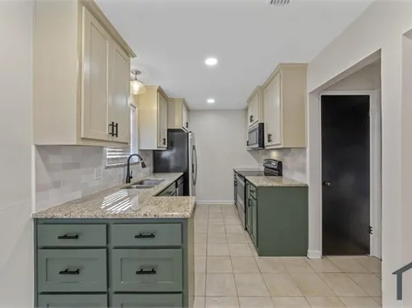 3014 Patricia Ln, Rowlett, TX 75088
