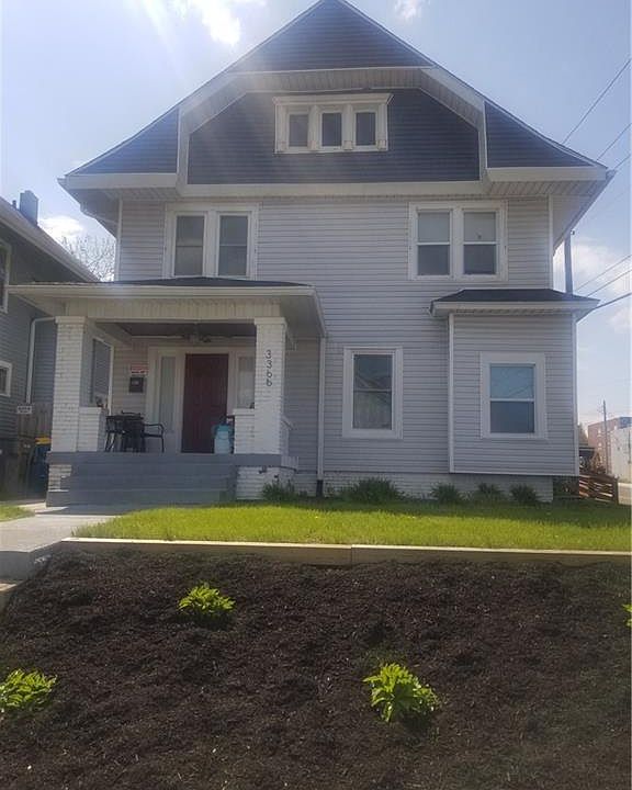 2nd image of 3366 N Park Ave