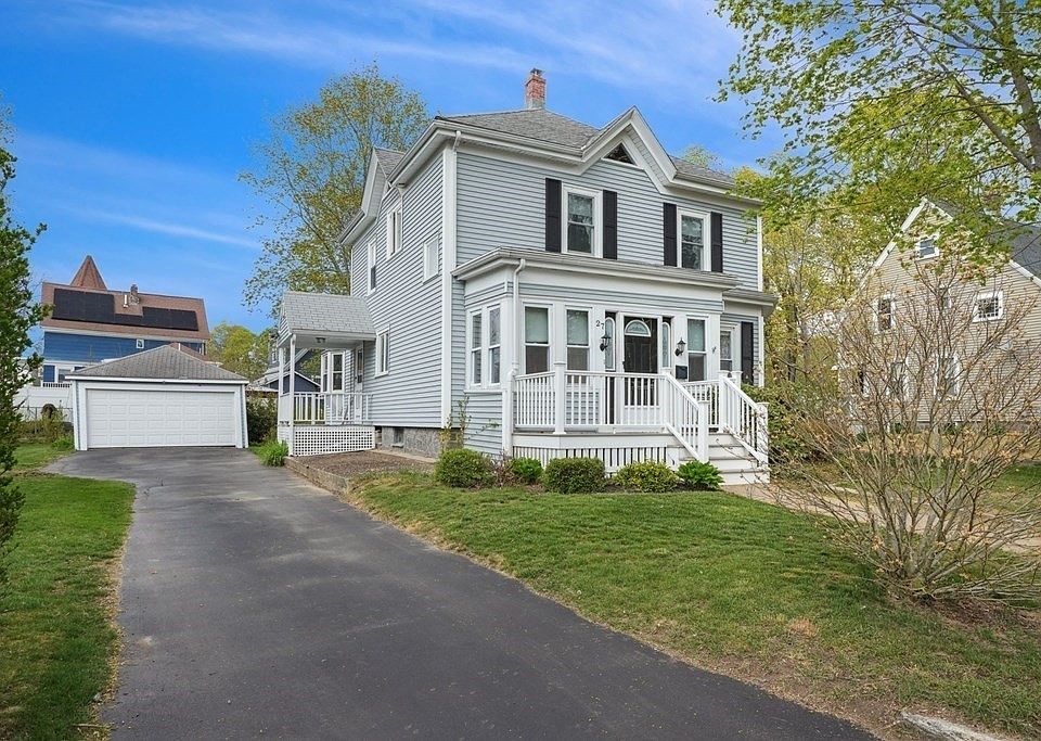 1st image of 27 Crescent St