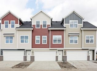 1421 SE Quartz Ln, Waukee, IA 50263