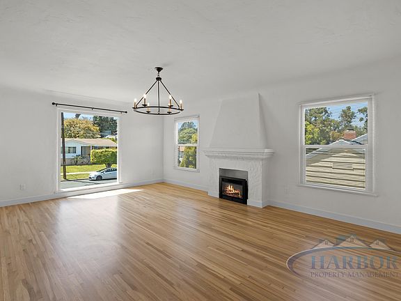 5th image of 1222-1224 Aldine Ct #1222