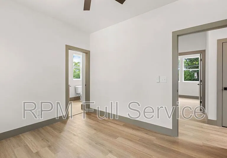 2400 Buchanan St — Photo 26
