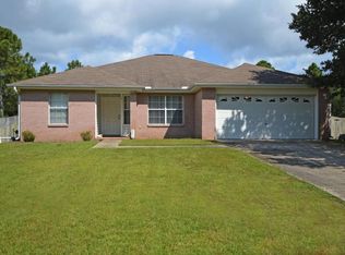 8252 Torres St, Navarre, FL 32566