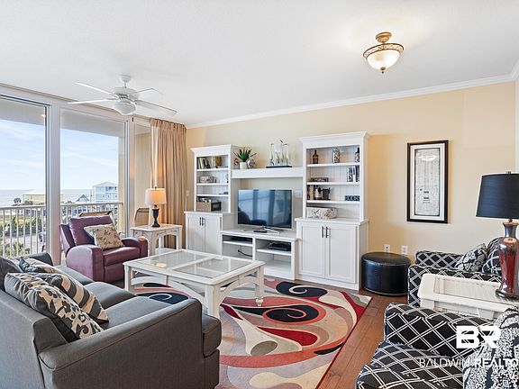 4th image of 1524 W Beach Blvd APT 405