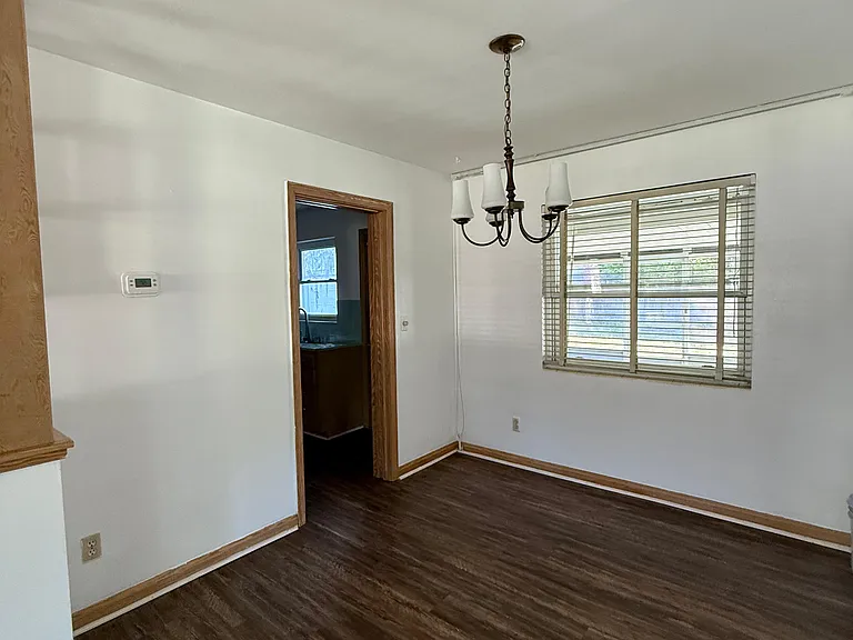 5012 Perrine Dr — Photo 13